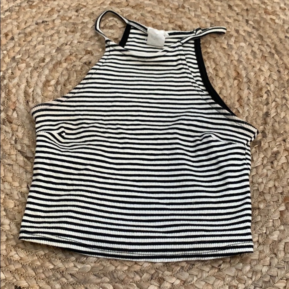 Black and white crop top